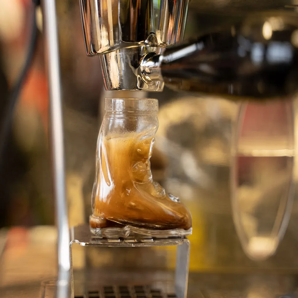 1 Schnapsglas In Ski Form Mit Bindung Und Umhängeband Der Absolute Hingucker – Bild 6