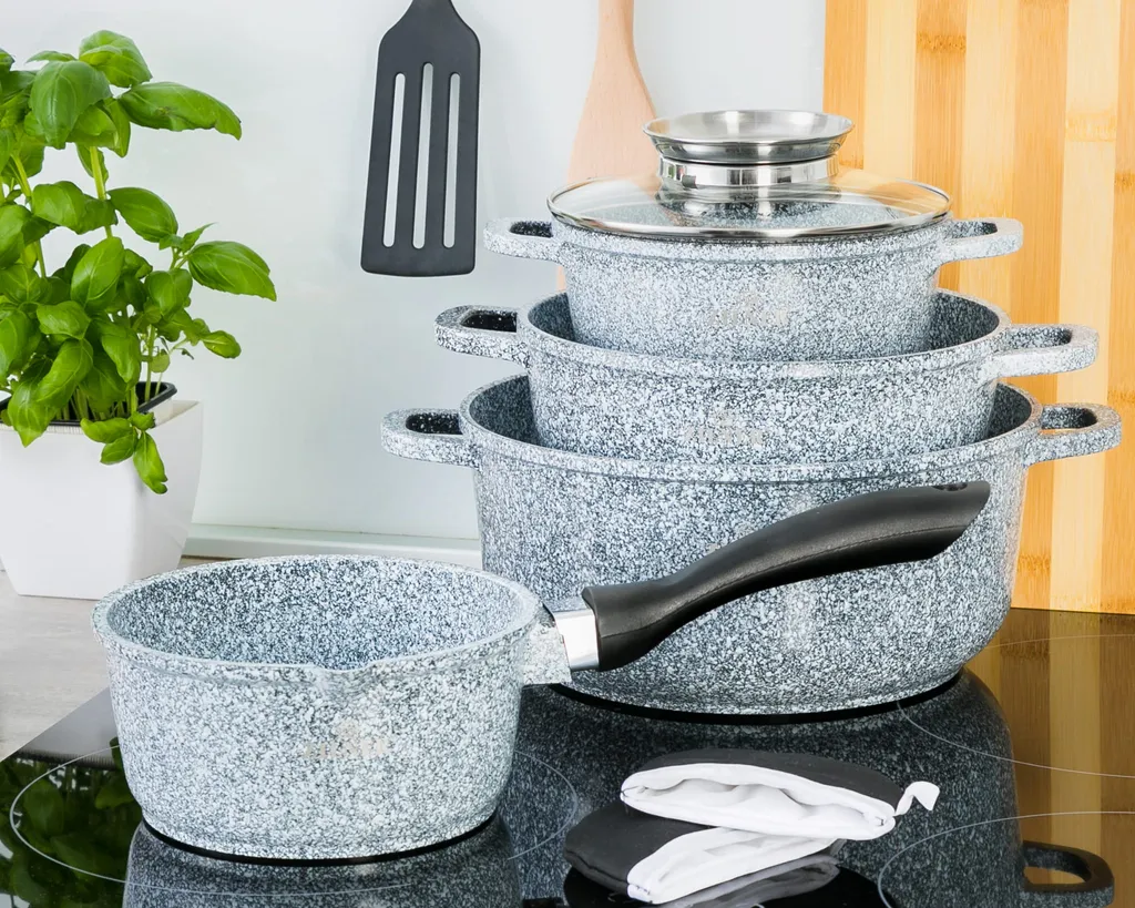 Graue Töpfe Und Kasserolle Mit Marmorbeschichtung – Bild 17