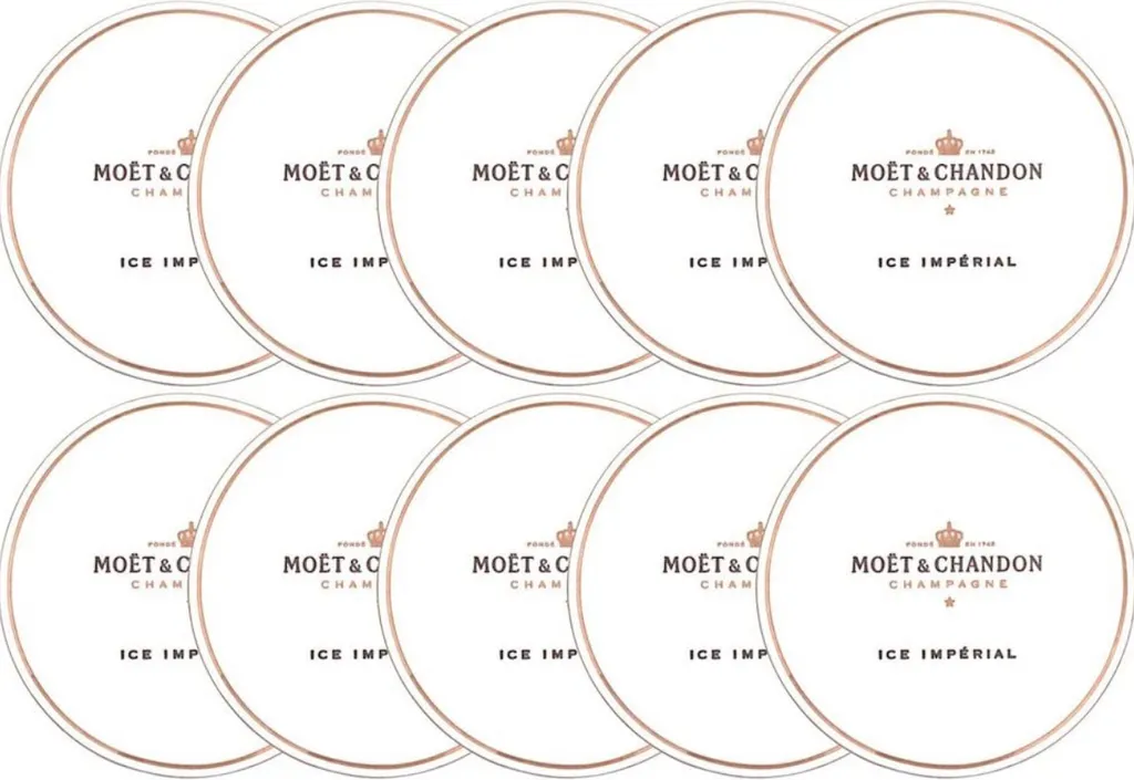 Moët & Chandon Rosé Champagnergläser In Glänzendem Rosa Inkl. Untersetzer – Bild 2